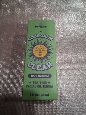 Cool Calm Clear Tea Tree Facial Oil Serum — Green